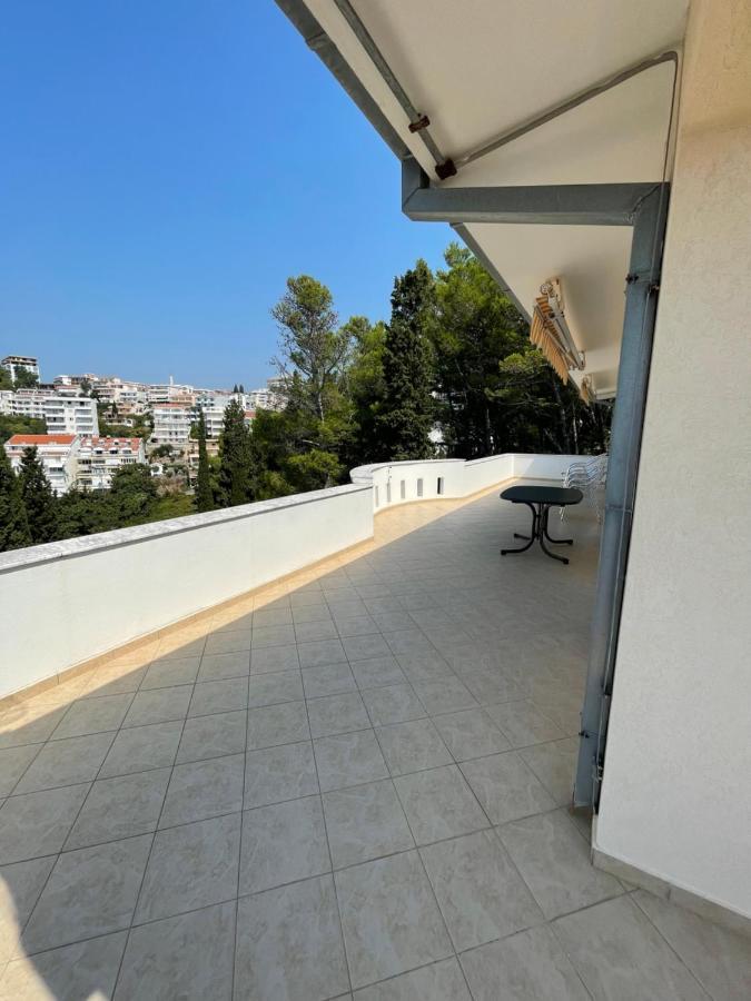 Apartments Rozela Улцинь Экстерьер фото