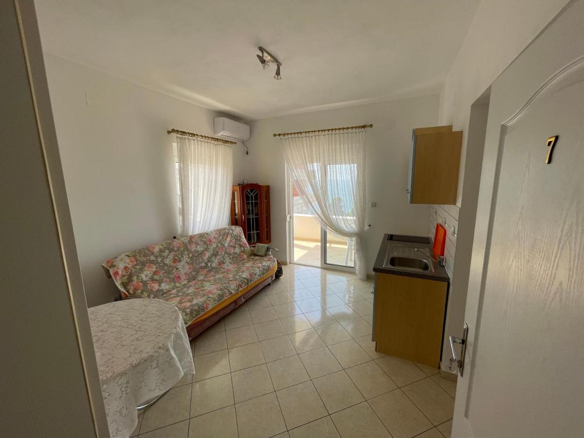 Apartments Rozela Улцинь Экстерьер фото